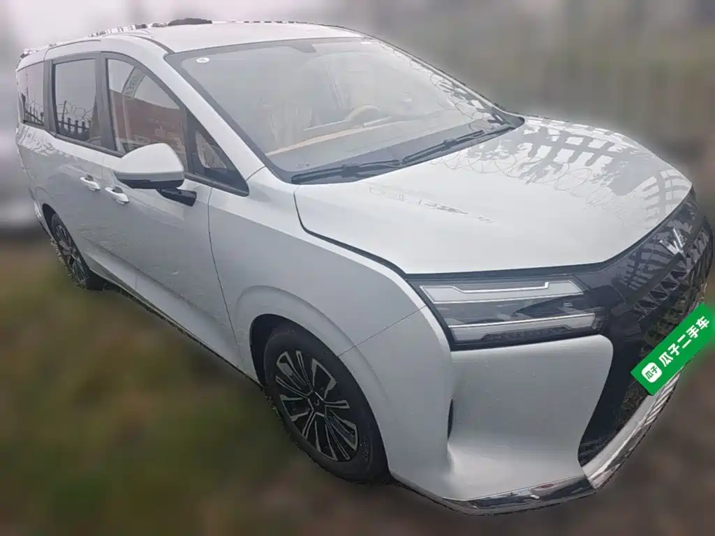 Wuling Starlight 730 EV 2025 — фото 7
