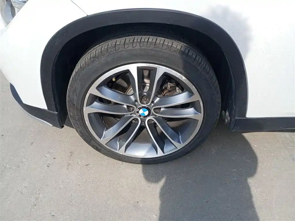 BMW X1 2015 — фото 25