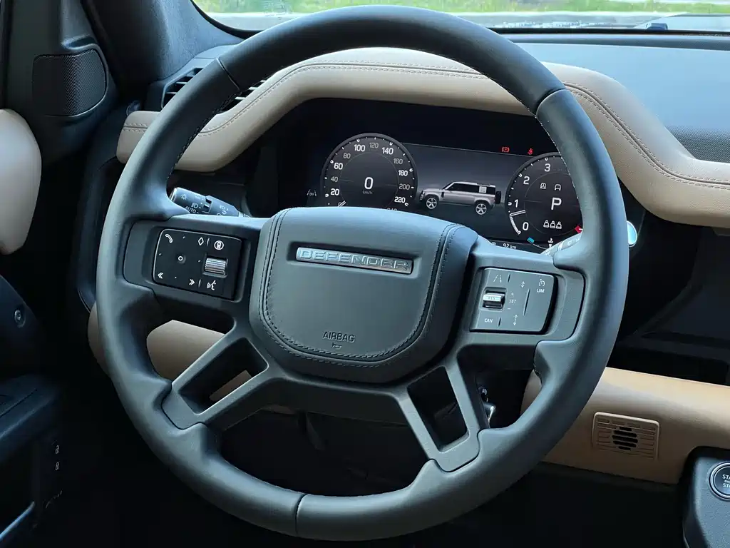 Land Rover Defender 2026 — фото 10