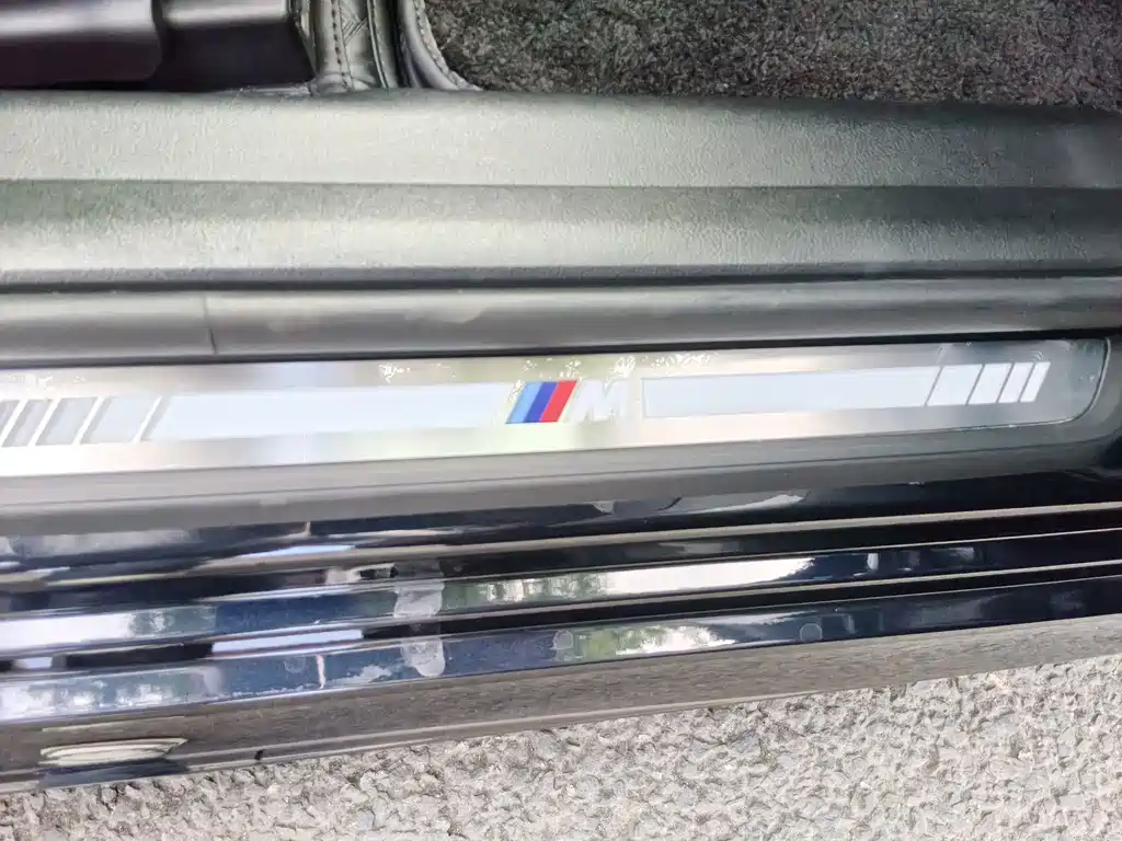 BMW 3 Series 2024 — фото 15