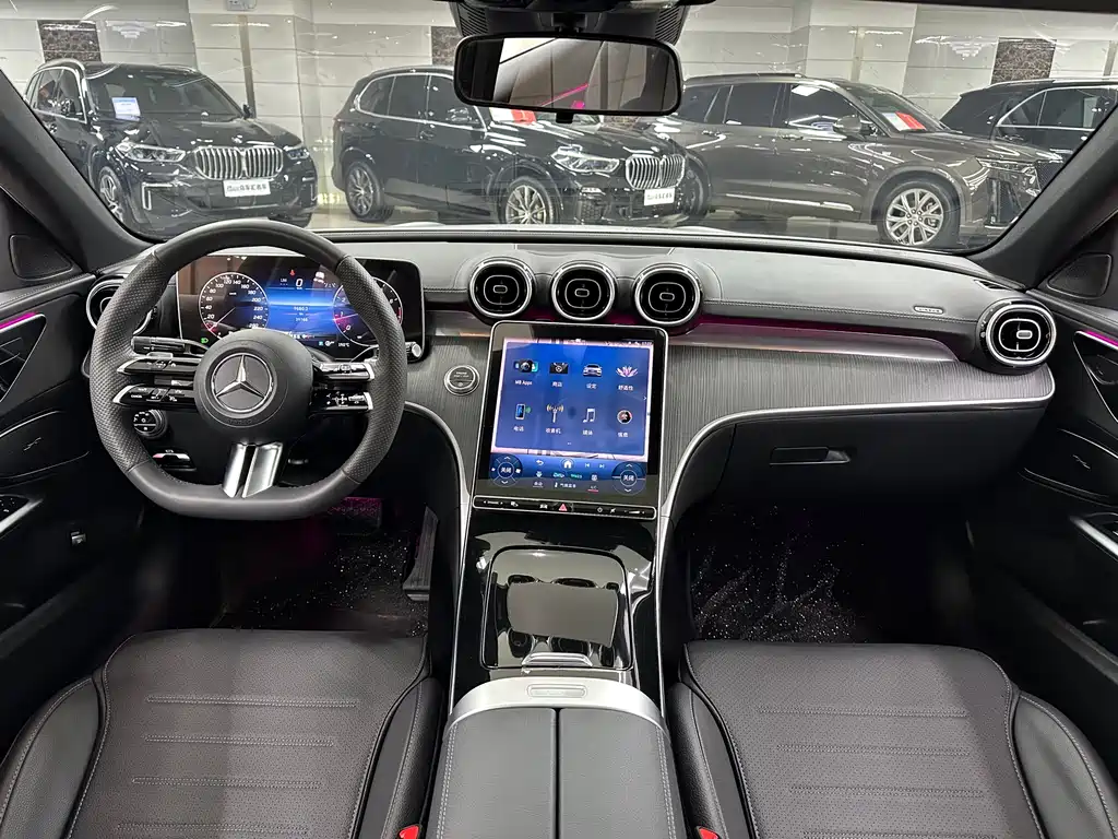 Mercedes-Benz C-Class 2023 — фото 12