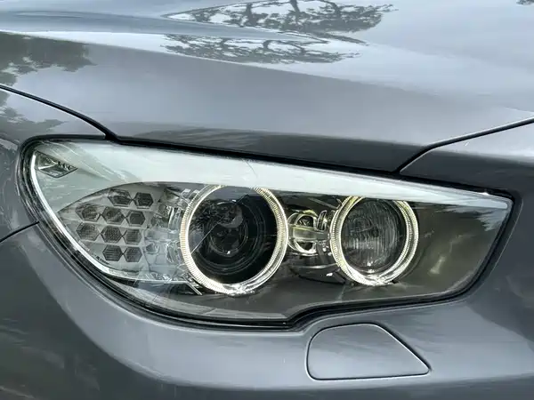 BMW 5 Series GT 2010