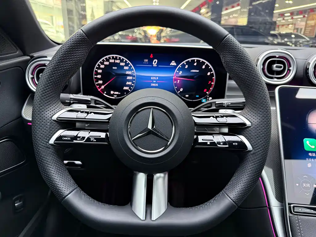 Mercedes-Benz C-Class 2025 — фото 10