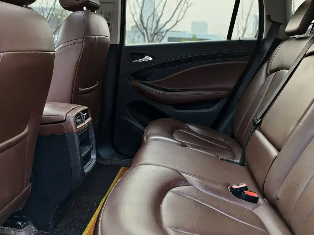 Buick Envision Plus 2022 — фото 12