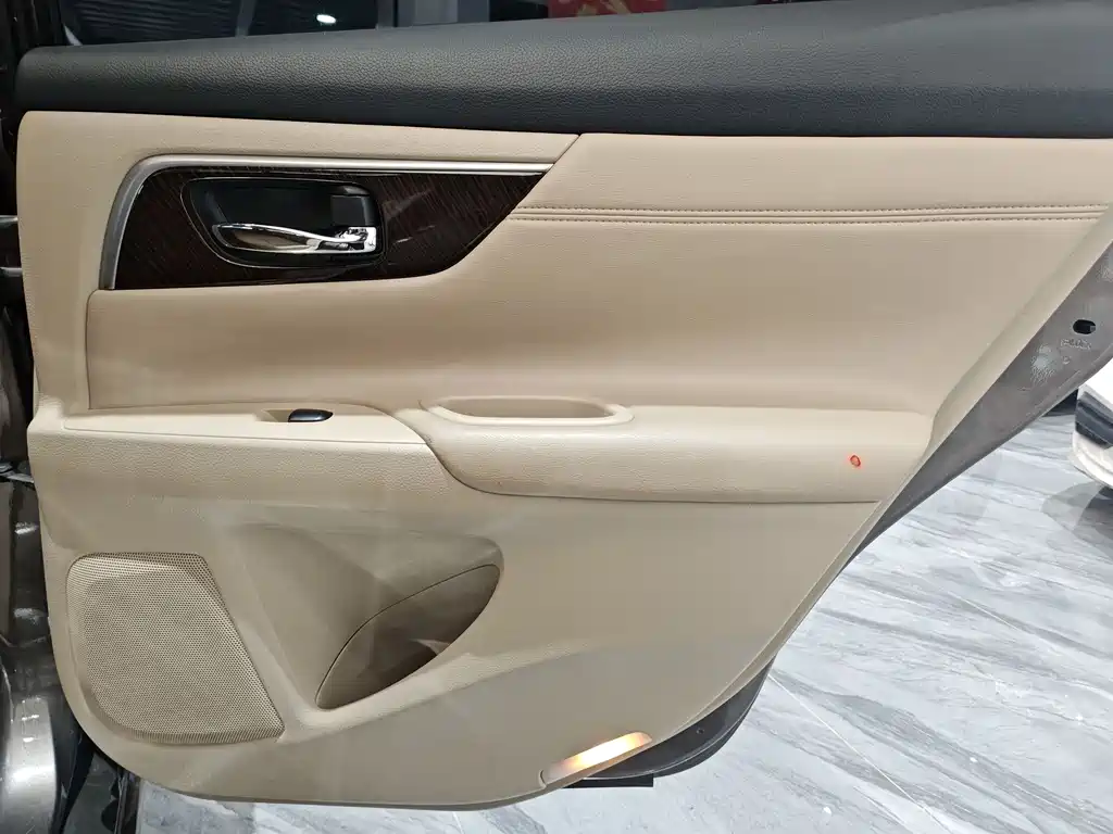 Nissan Teana 2015 — фото 17