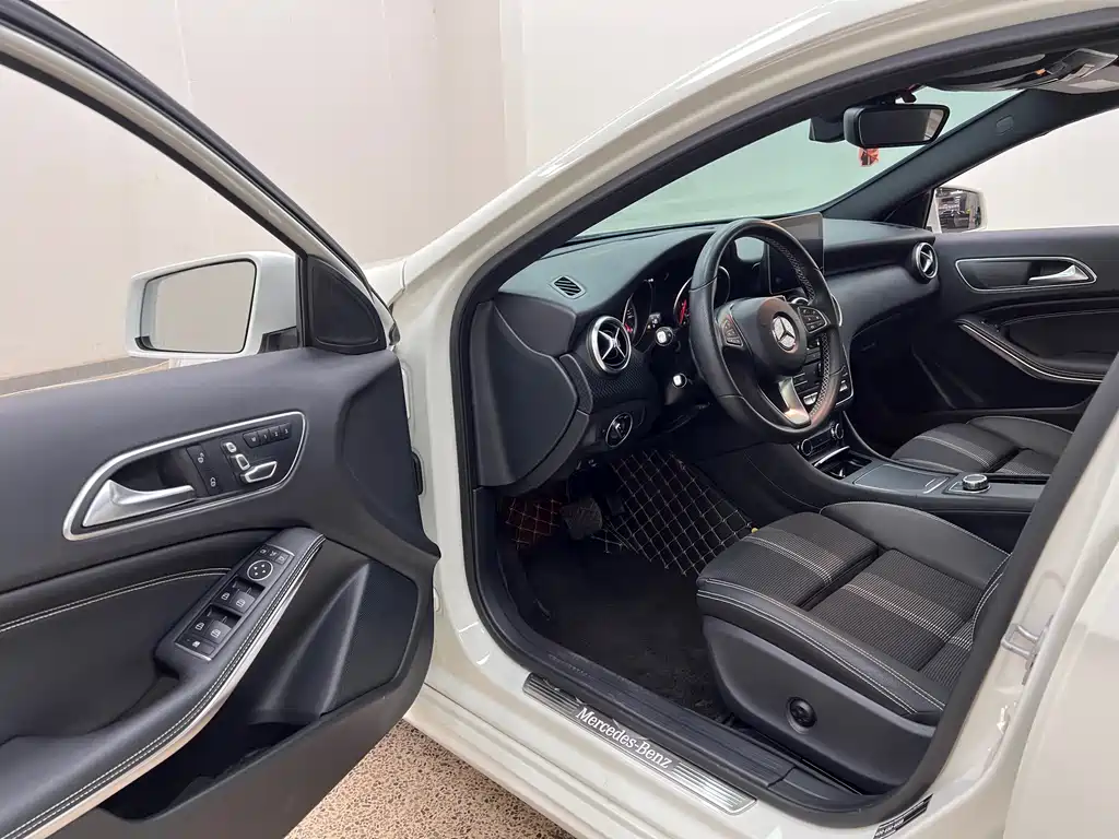 Mercedes-Benz A-Class 2017