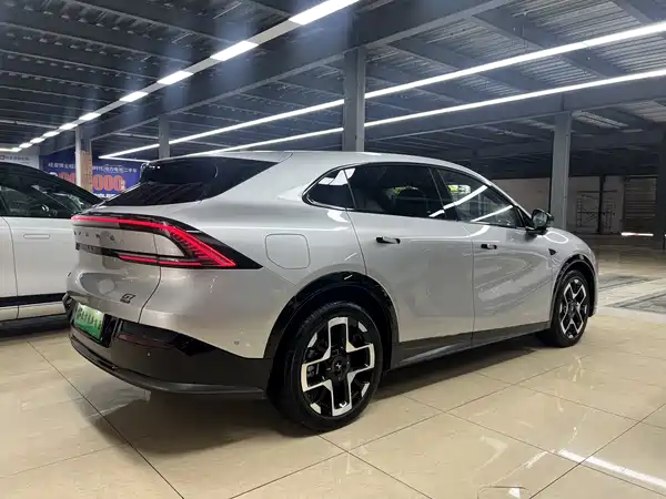 XPeng G7 2025