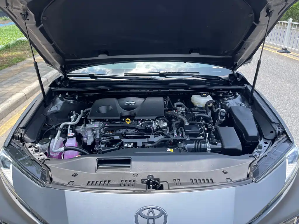 Toyota Camry 2025 — фото 30