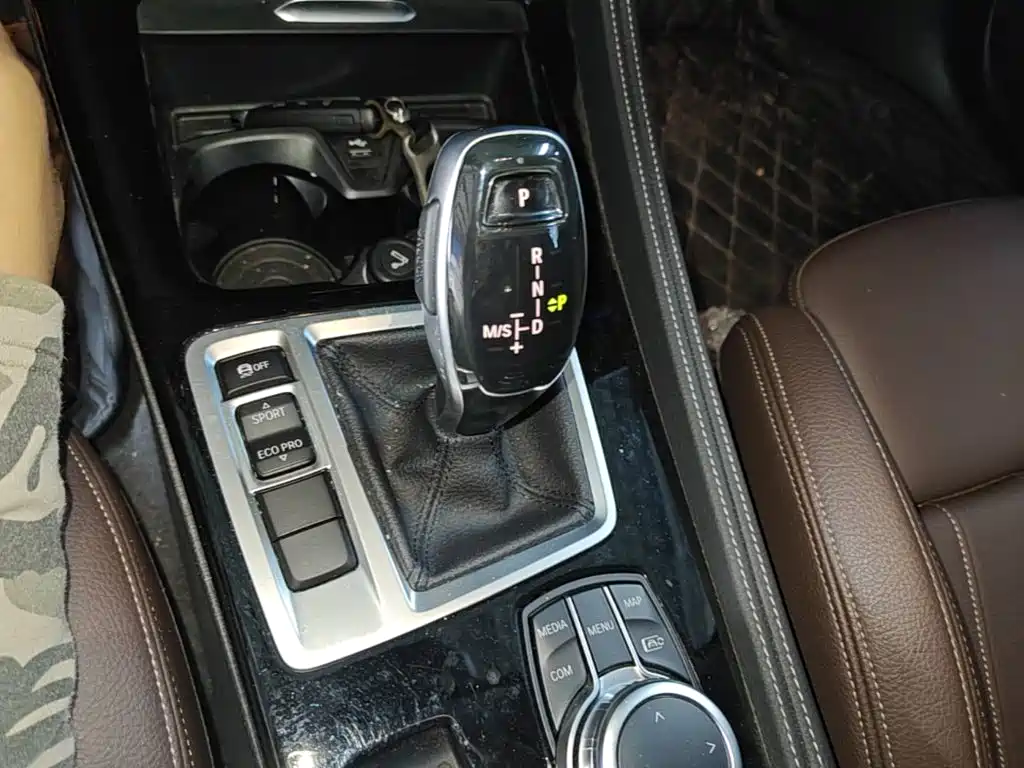 BMW 1 Series 2022 — фото 14