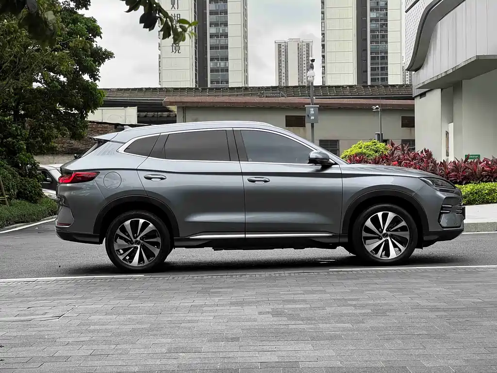 BYD PLUS New Energy 2023 — фото 9