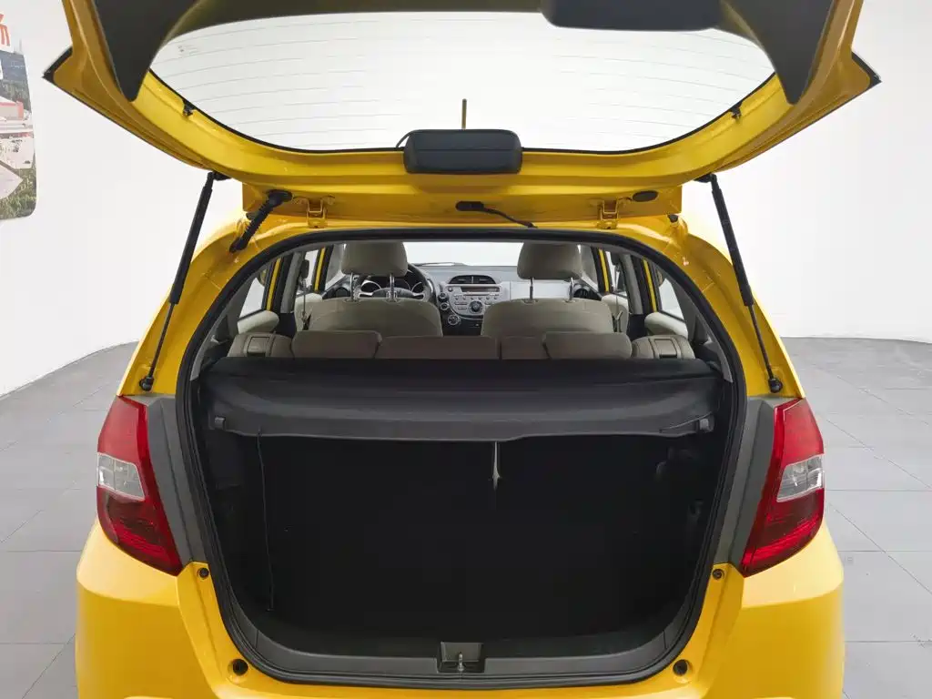 Honda Fit 2013 — фото 16
