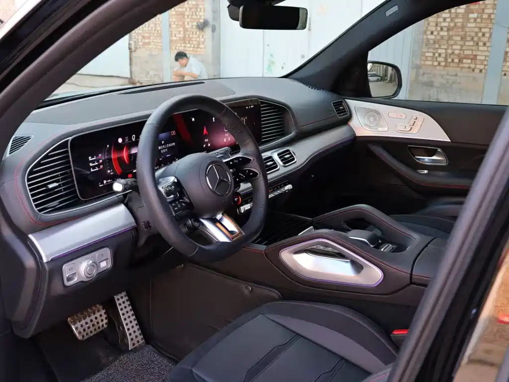 Mercedes-Benz GLE AMG 2025 — фото 7