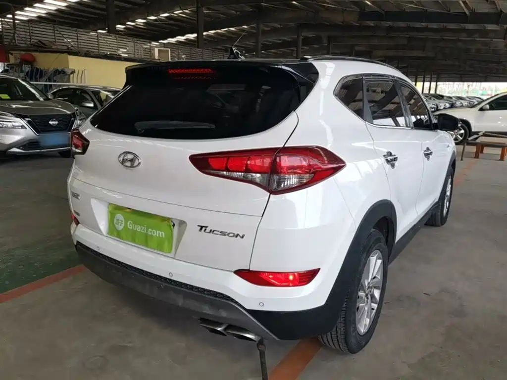 Hyundai Tucson 2017 — фото 7