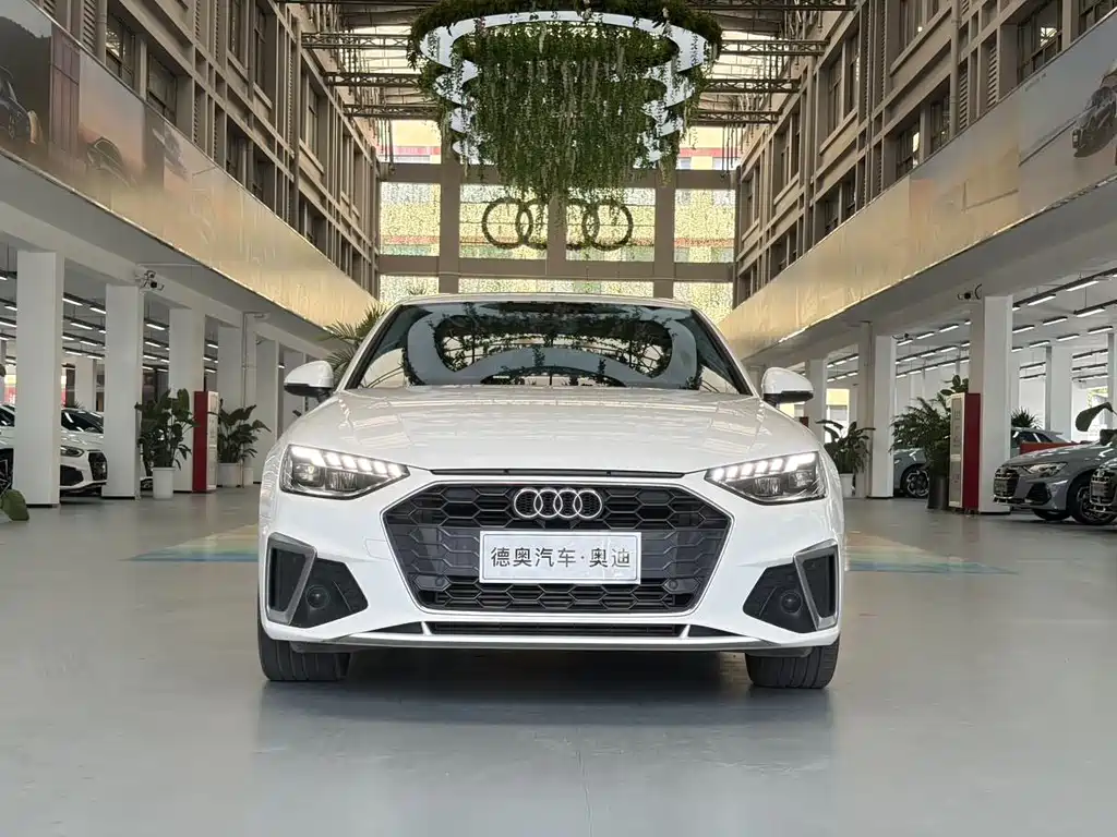 Audi A4L 2023