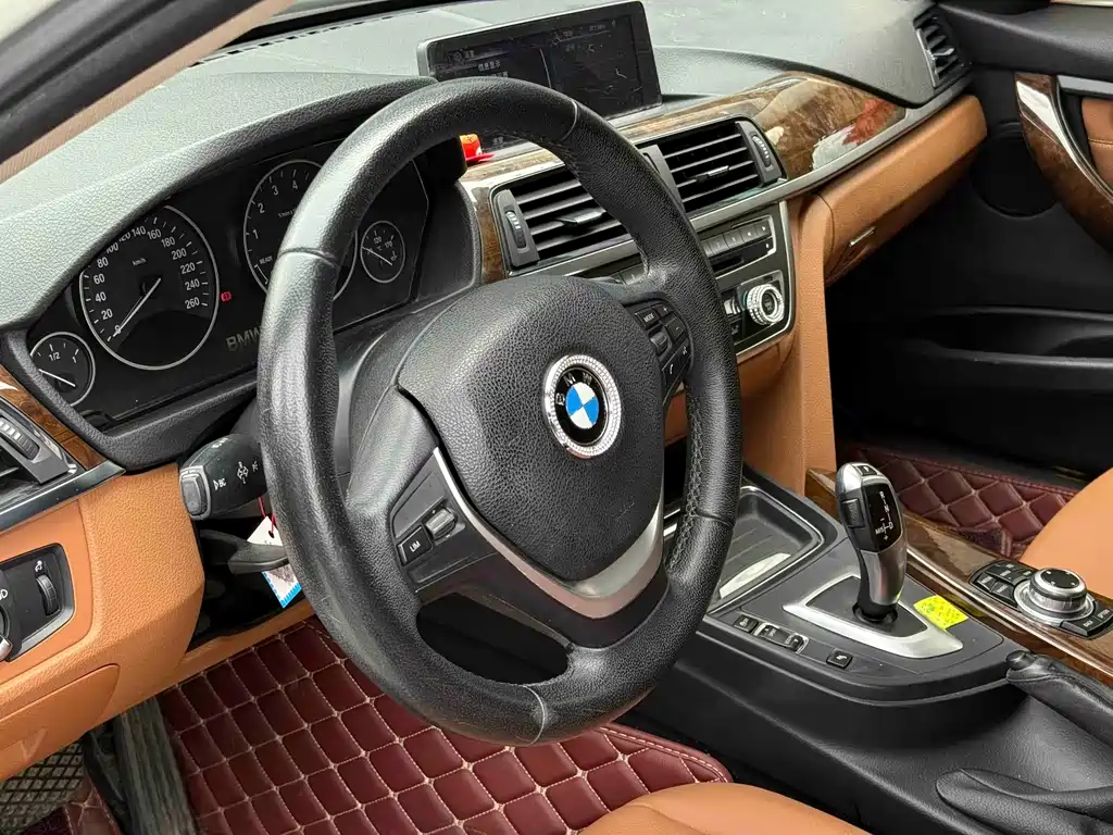 BMW 3 Series 2013 — фото 8