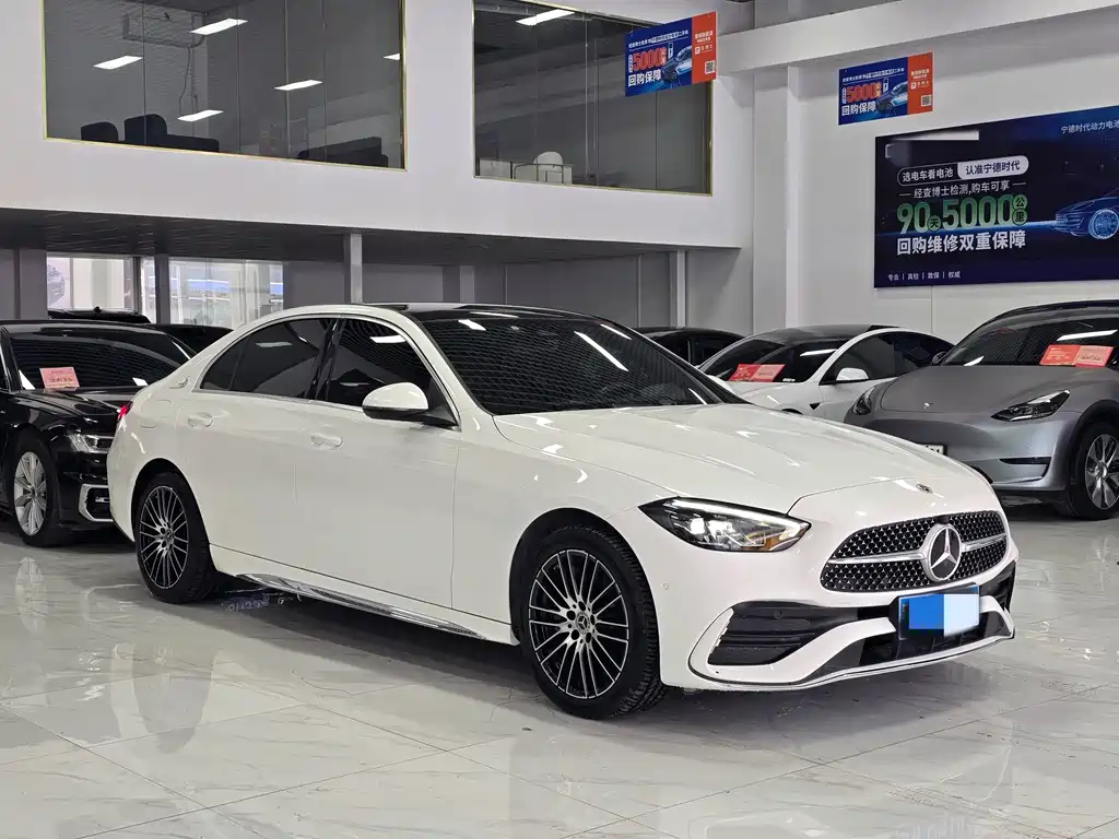 Mercedes-Benz C-Class 2022