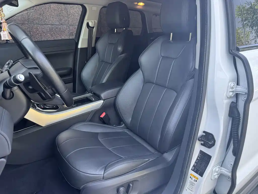 Land Rover Evoque 2017 — фото 13