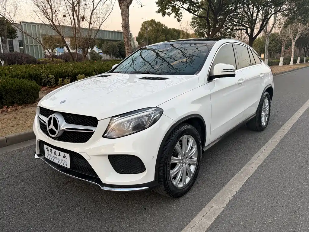 Mercedes-Benz GLE Coupe 2015 — фото 1