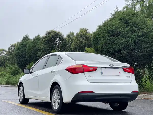 Kia K3 2013