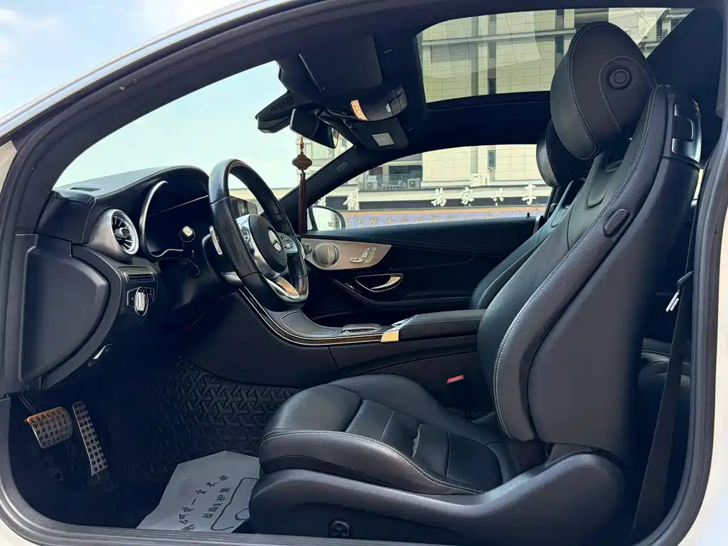 Mercedes-Benz C-Class 2019 — фото 4