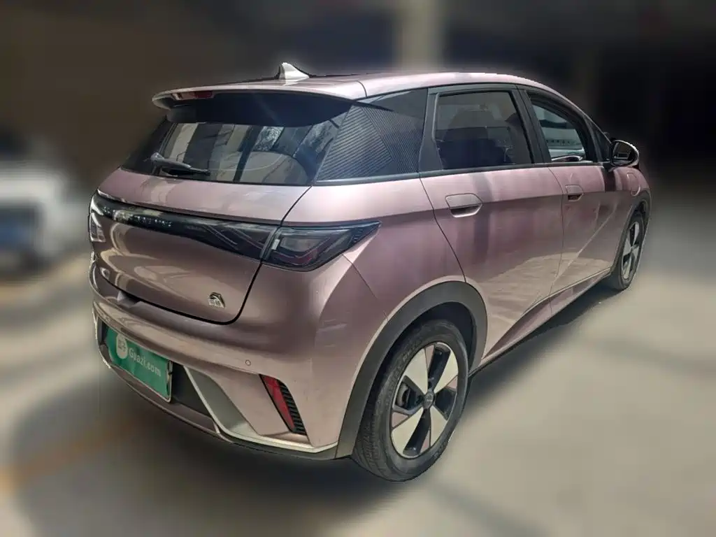 BYD Dolphin 2023