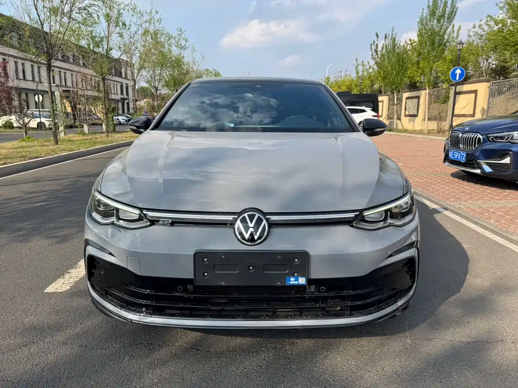 Volkswagen Golf 2022