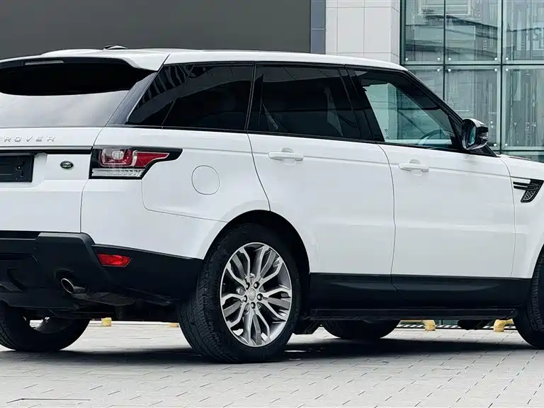Land Rover Sport 2015 — фото 12