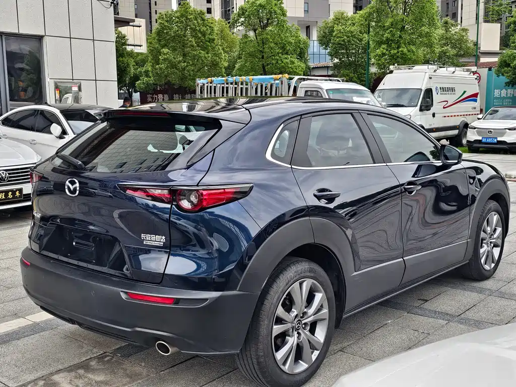 Mazda CX-30 2022 — фото 10