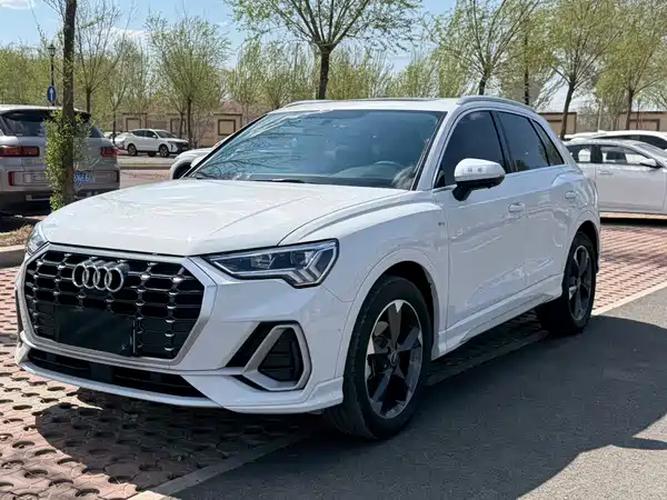 Audi Q3 2022