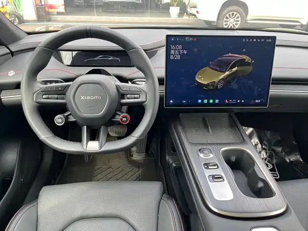 Xiaomi SU7 2025