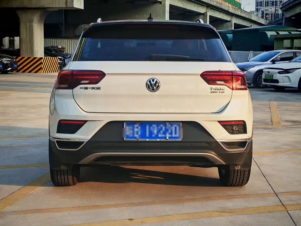 Volkswagen T-Roc 2019 — фото 8