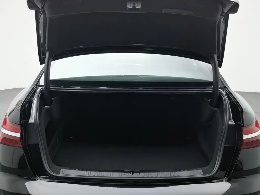 Audi A6L 2023 — фото 16