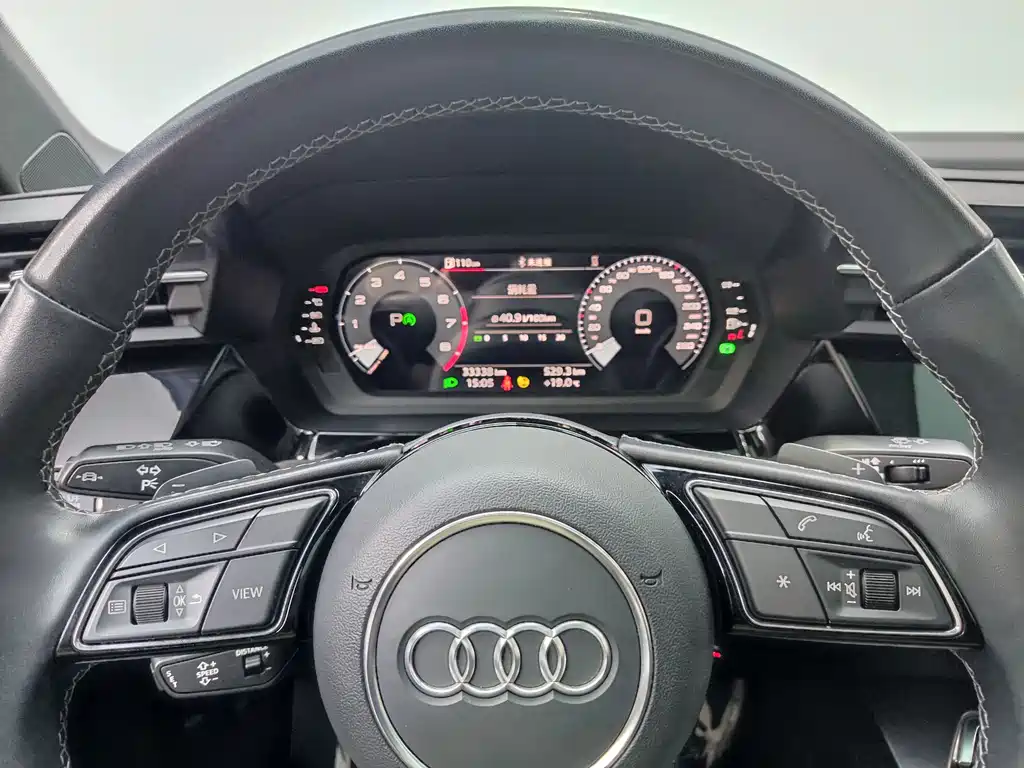 Audi A3 2023 — фото 18