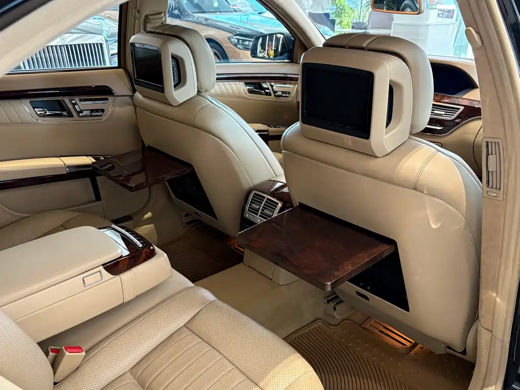 Mercedes-Benz S-Class 2010 — фото 26