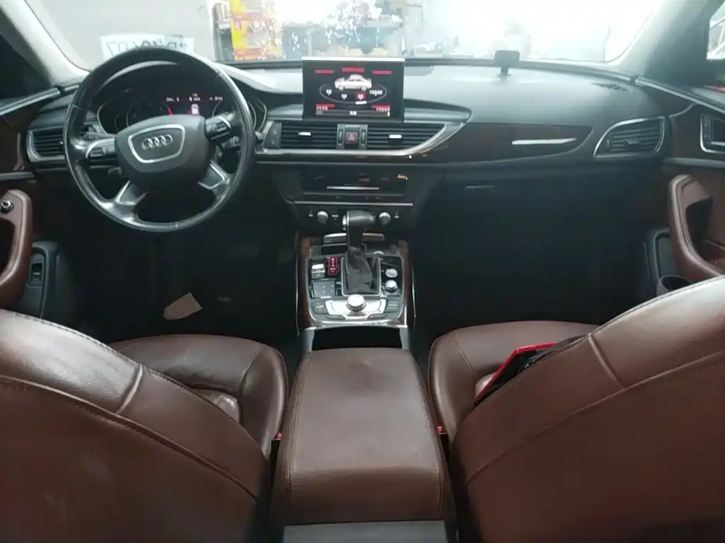 Audi A6L 2015 — фото 10