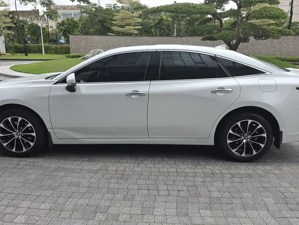 Toyota Avalon 2022 — фото 12