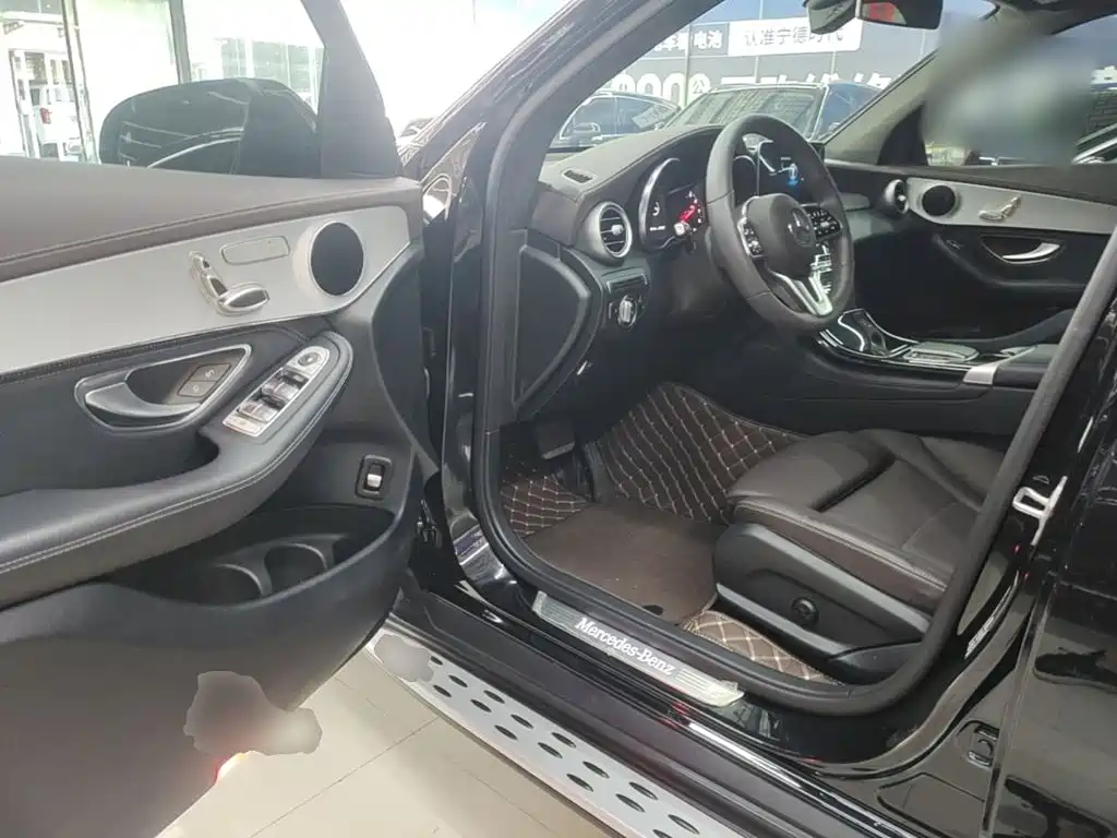 Mercedes-Benz GLC 2020 — фото 16