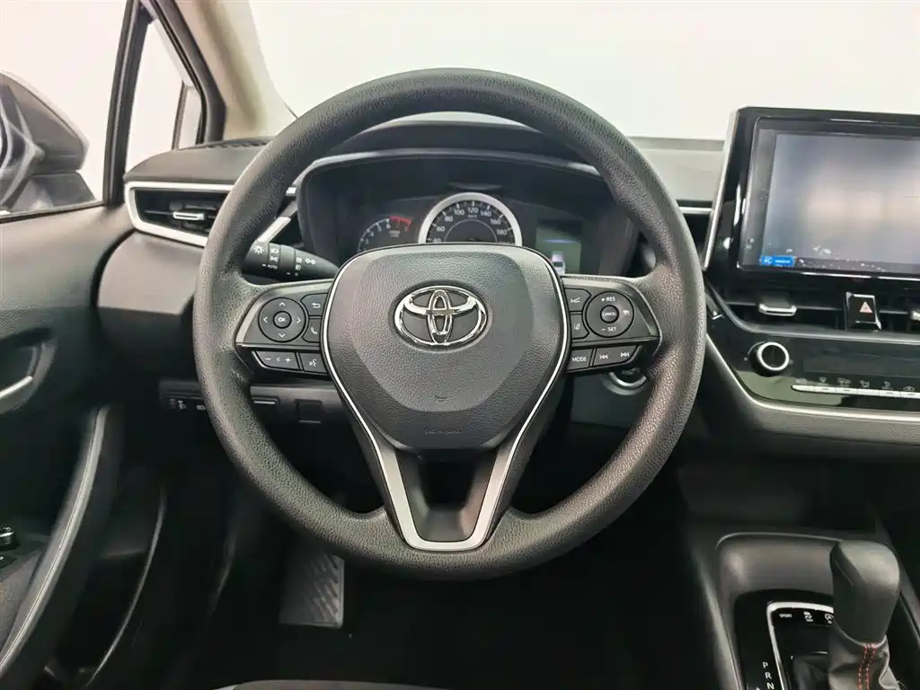 Toyota Corolla 2021 — фото 11