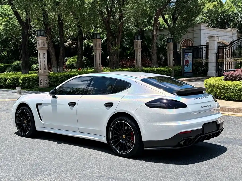 Porsche Panamera 2015