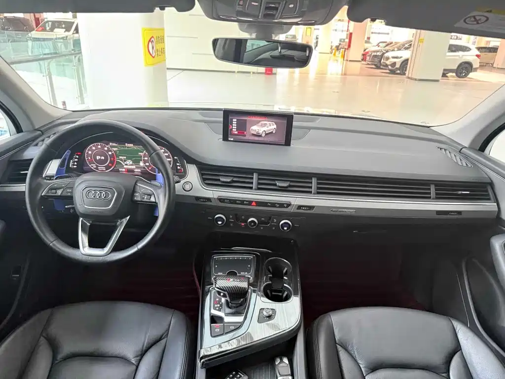Audi Q7 2016 — фото 15
