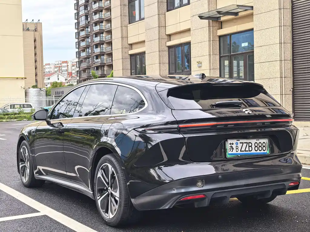 NIO ET5T 2023