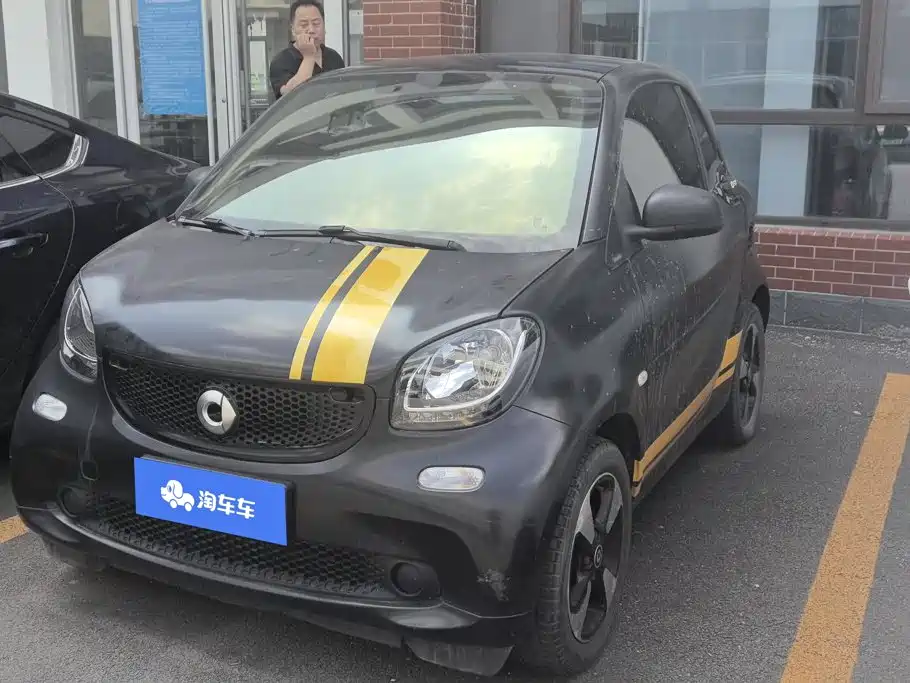 smart fortwo 2018 — фото 1