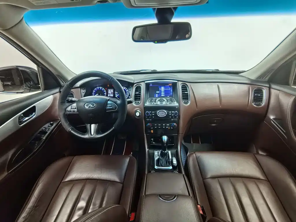 Infiniti QX50 2018 — фото 14