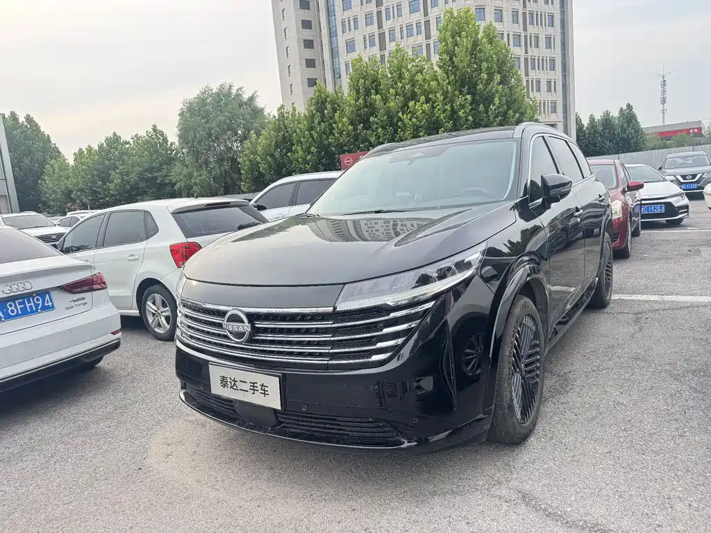 Nissan Teramont 2024