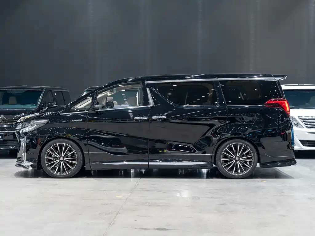 Toyota Alphard 2019 — фото 5