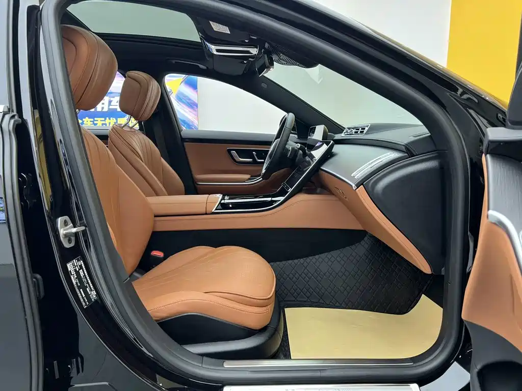Mercedes-Benz S-Class 2025 — фото 18