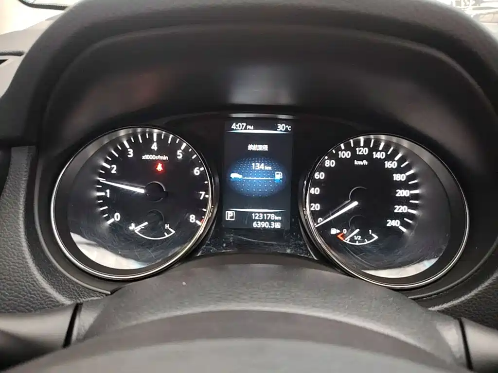 Nissan Qashqai 2016 — фото 12
