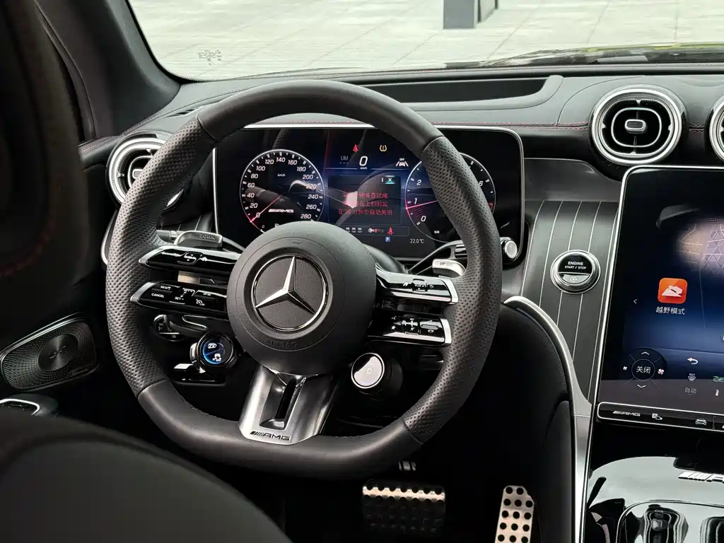 Mercedes-Benz GLC AMG 2026 — фото 15