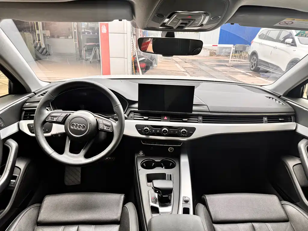 Audi A4L 2020 — фото 14