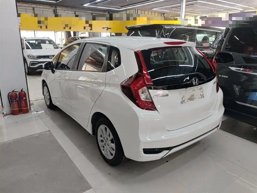Honda Fit 2019 — фото 5